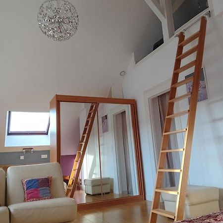 Loft Sur La Bievre Bievres Exterior foto